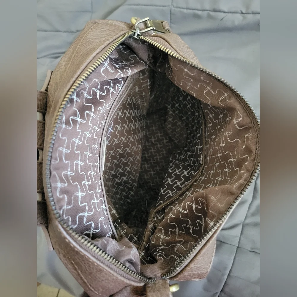 ✨️HP✨️MMS Design Studio | Women's Brown Vegan Leather Backpack (OS) - Picture 6 of 15